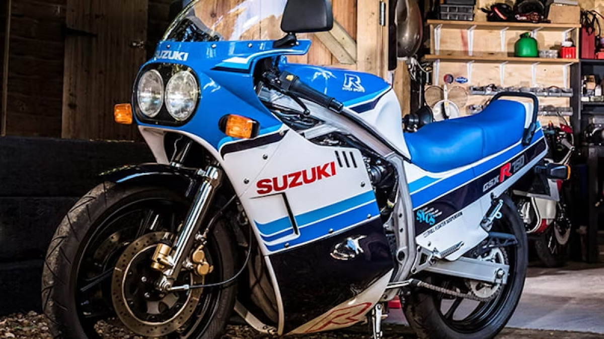 Suzuki gsx-r750 slabside