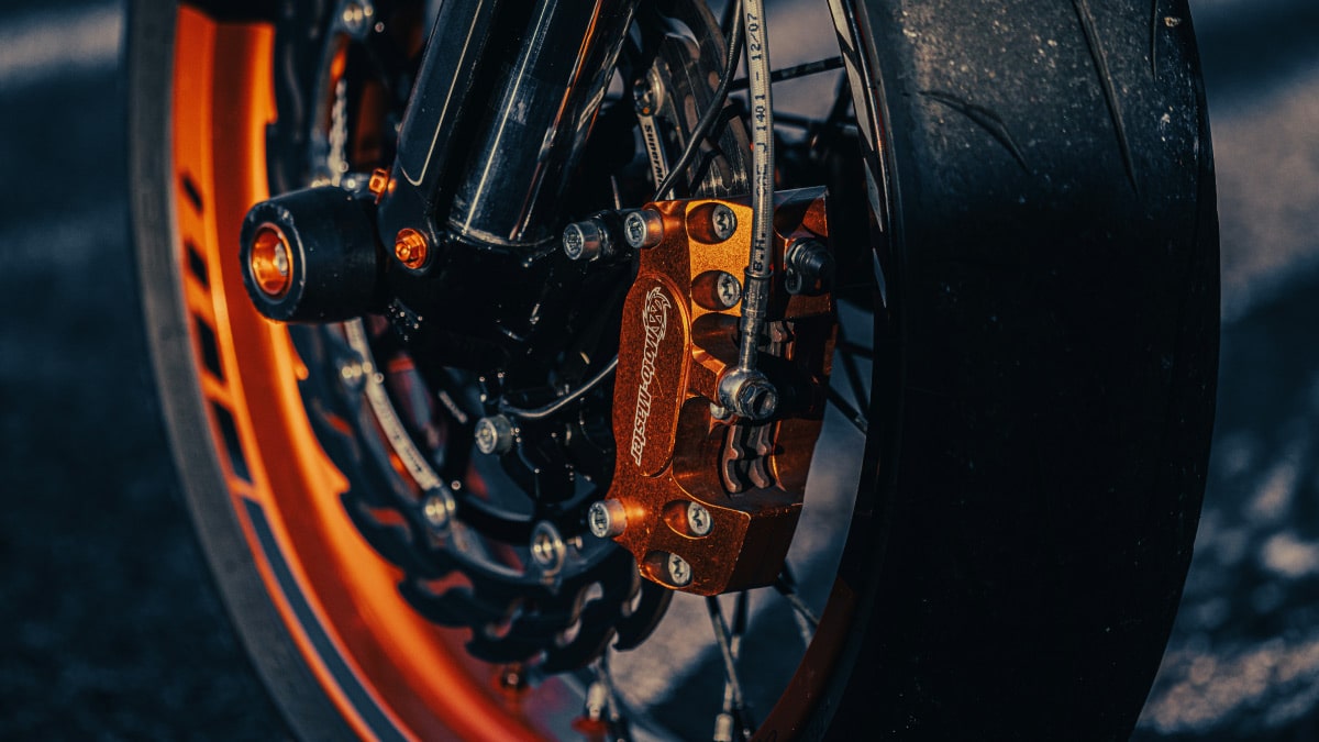 crossmotor ombouwen tot supermotard